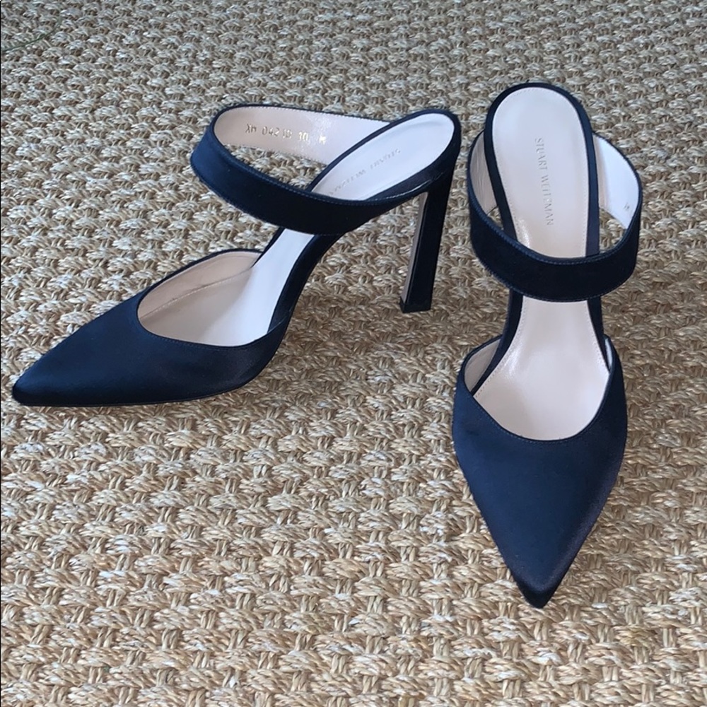 Stuart Weitzman pumps